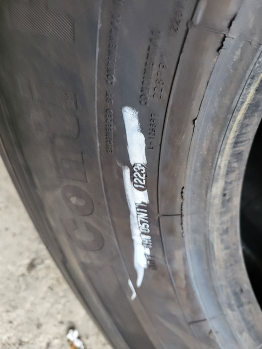 шини 385/65r22.5 continental