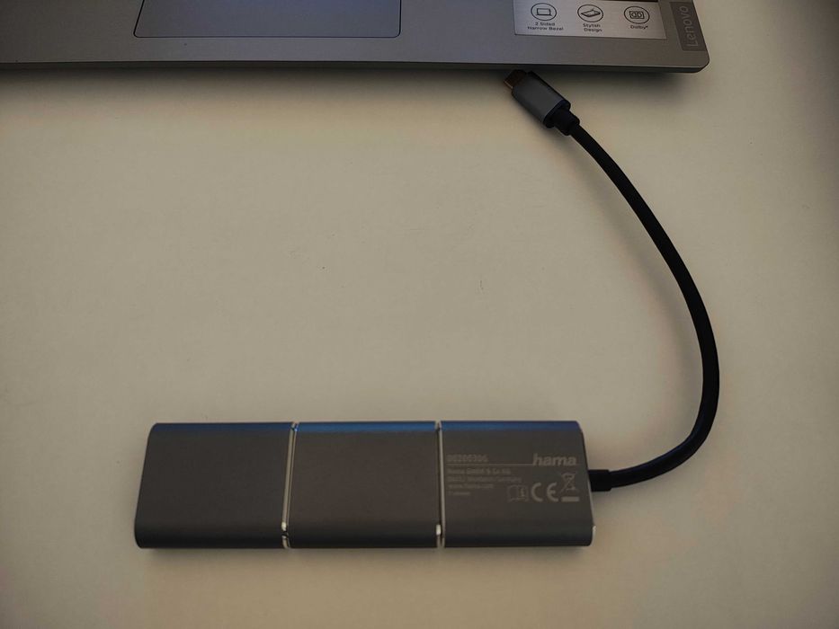 Adapter HAMA USB-C + Mini DisplayPort + HDMI + VGA