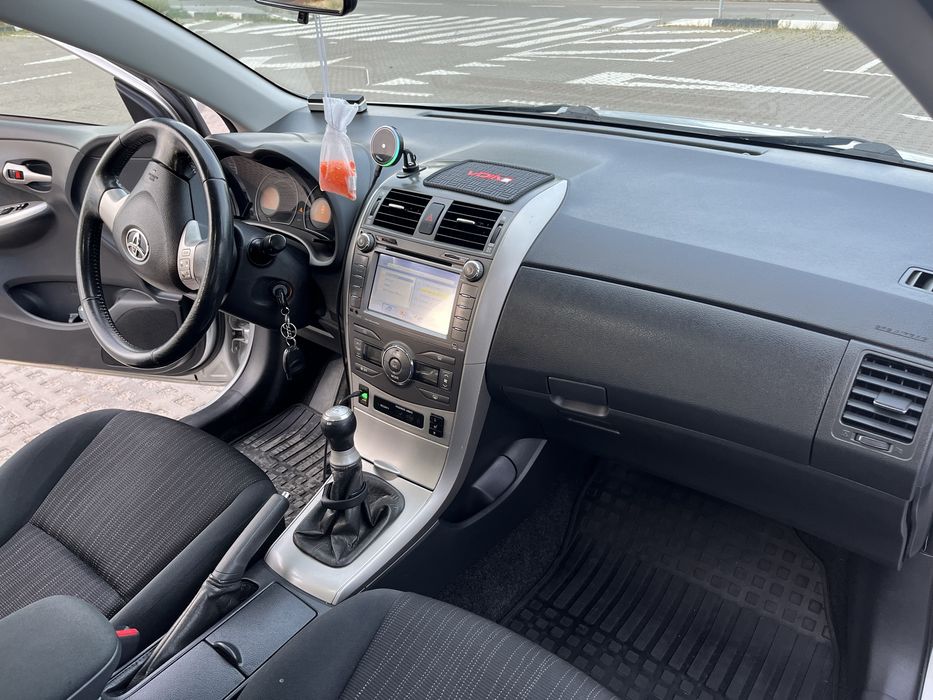 Toyota corolla 1.6 2009 корола