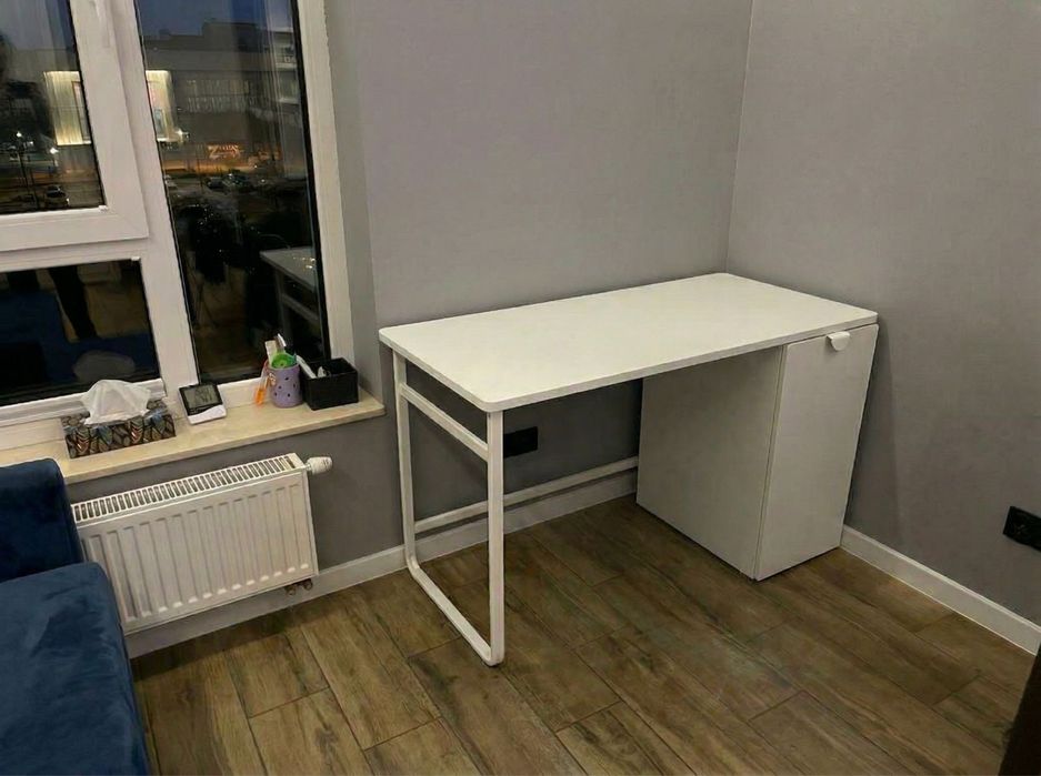 Białe biurko 120×58