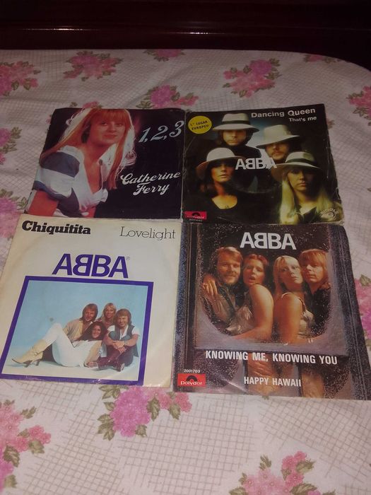 Vendo 4 vinis antigos