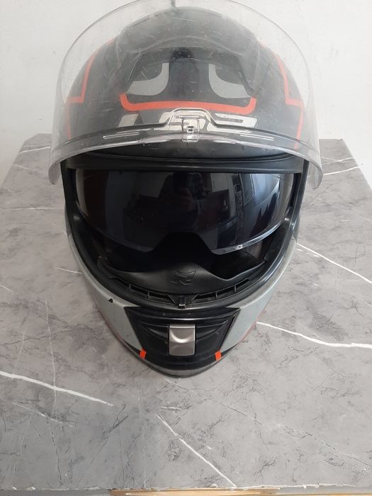 Capacete com viseira M