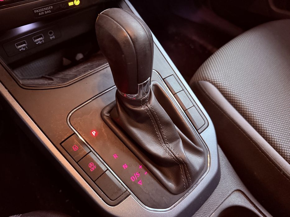 Seat Arona 1.0 TSI Style caixa automática DSG a trabalhar e andar