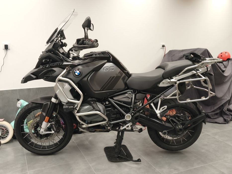 BMW R1250 GSA igual a Nova