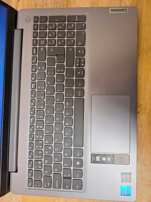 Portátil LENOVO IdeaPad 3 15ITL6  RAM: 8 GB - 512 GB SSD