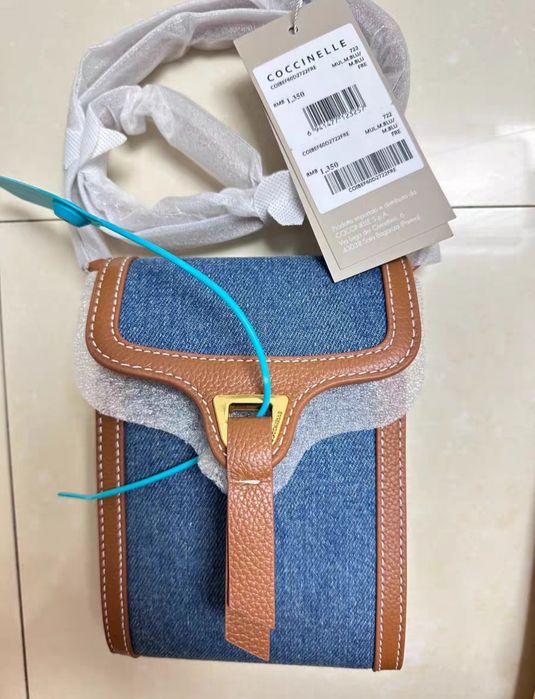 Сумка для телефону Coccinelle