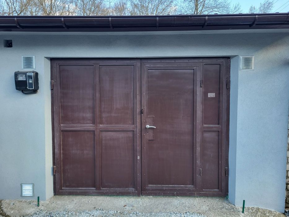 Капітальний гараж на Довженка