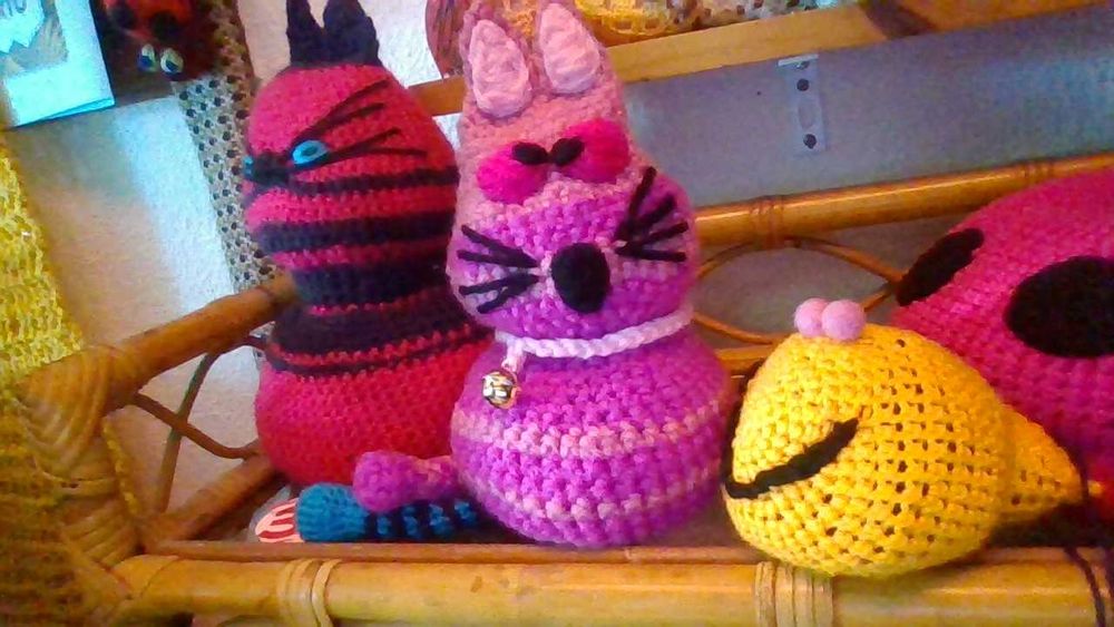 GATOS Amigos do Ambiente, de crochet feitos à mão - ECO-FRIENDLY CATS, handmade in crochet
