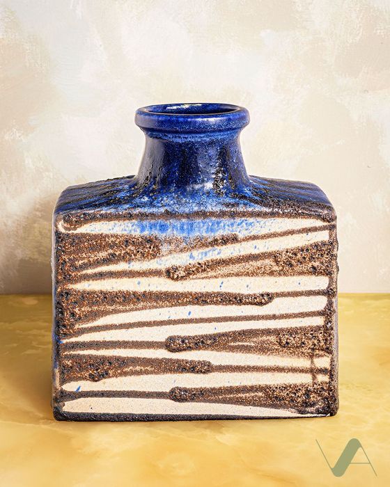 Wazon Scheurich - jeden z kolekcjonerskich egzemplarzy. Piękne szkliwienie. Sygnowany 281-19.