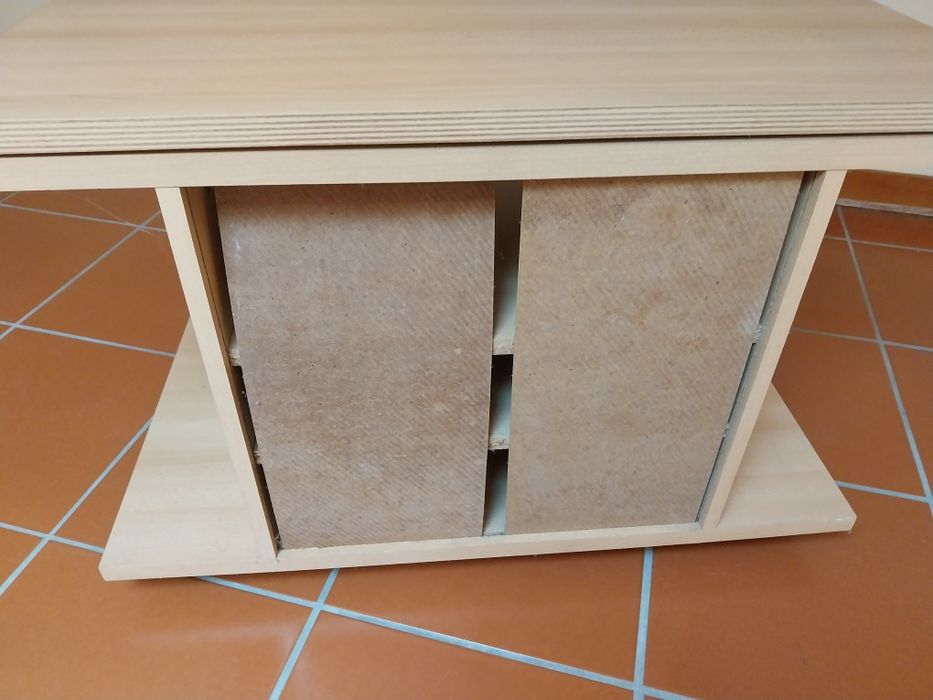 Mesa para TV ou Playstation