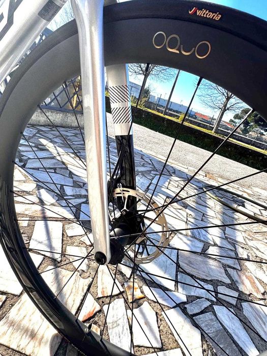 Orbea Orca - Sram Rival eTAP AXS (Eletrónico) C/ Potenciómetro