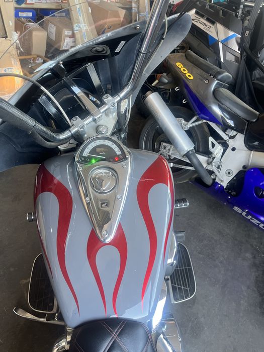 Honda vtx1300 custom 2009