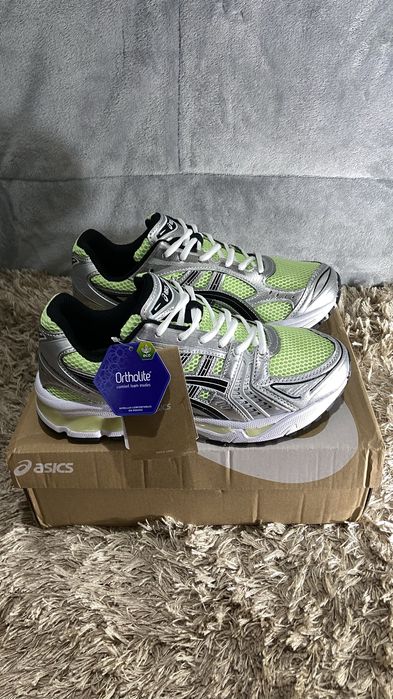 Tênis Asics Gel Kayano 14