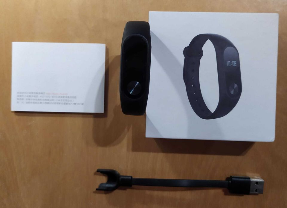 Xiaomi Mi Band 2 + Charger + Original Box with Manual