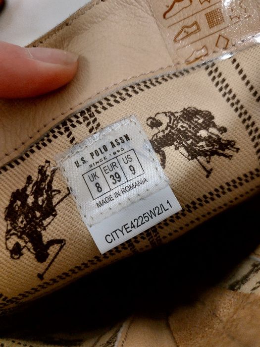 Жіноче шкіряне взуття U.S POLO ASSN одягала 2 рази стан шикарний