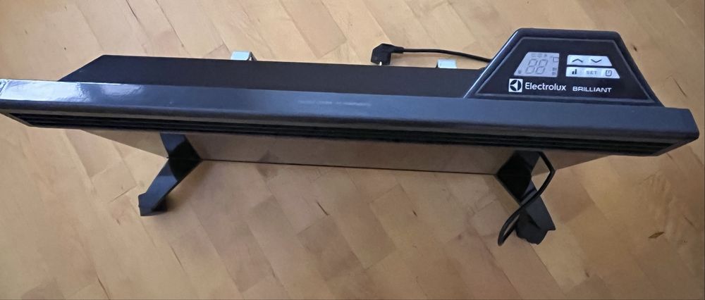 Електричний обігрівач Electrolux ECH/B-1500 E Brilliant