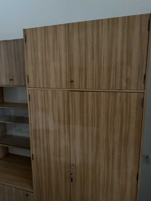 Komplet mebli – łóżko z materacem, narożnik, meblościanka i komoda tylko do czwartku.