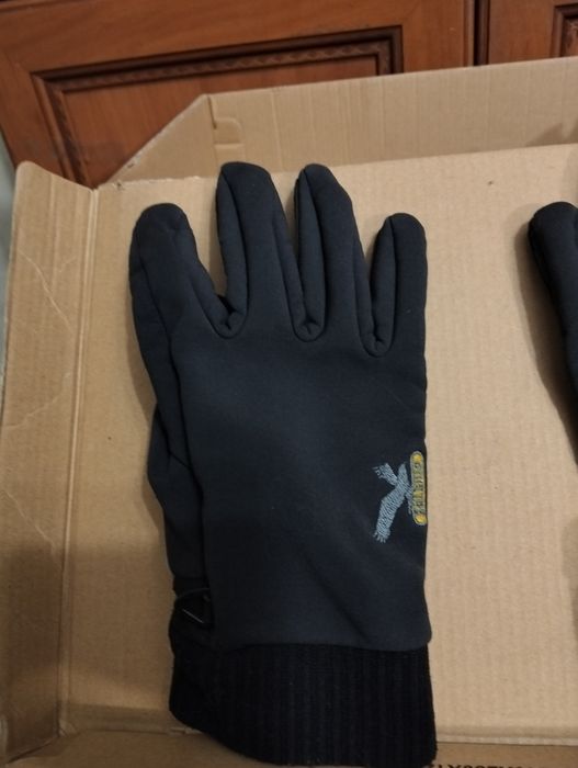 Рукавички , перчатки Saleva