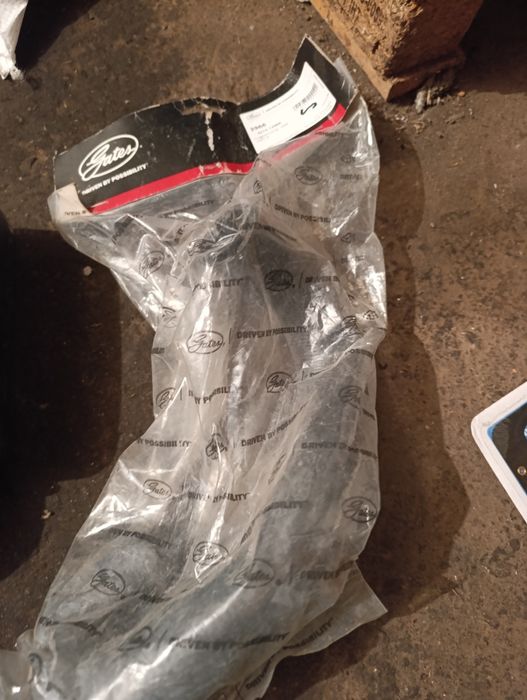 Astra g 1.6 Патрубок радіатора