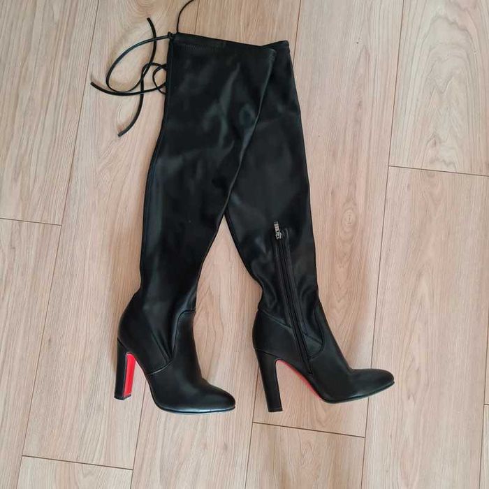 Kozaki długie za kolano czerwona podeszwa 38