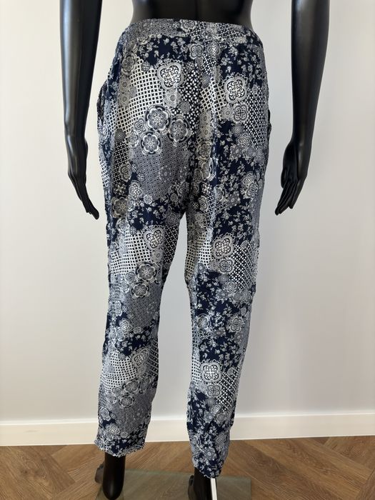 wzorzyste spodnie boho granatowe białe lekkie Janina 40 L wiskoza