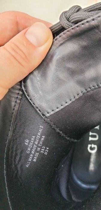 Взуття жіноче Guess
