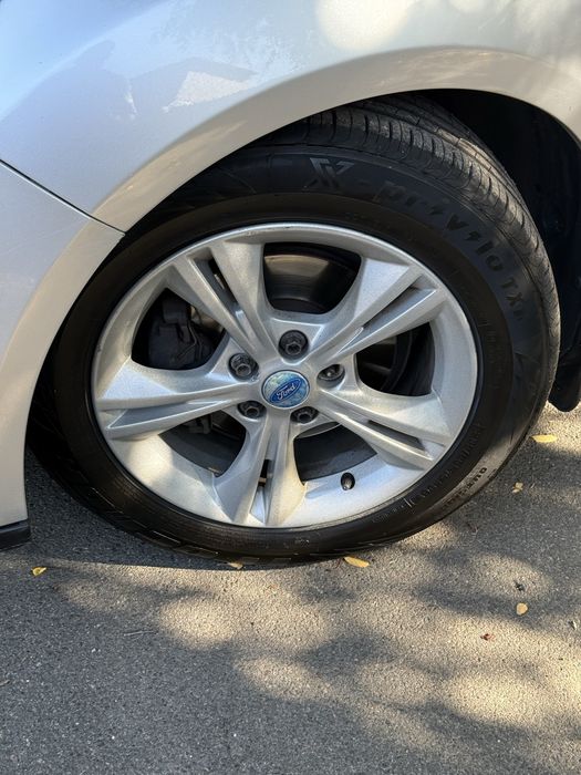 Ford Focus 2,0 бензин Автомат