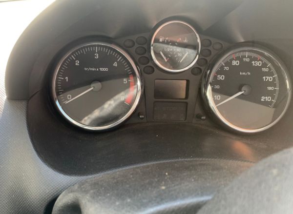 Para peças PEUGEOT 206+ (T3E)