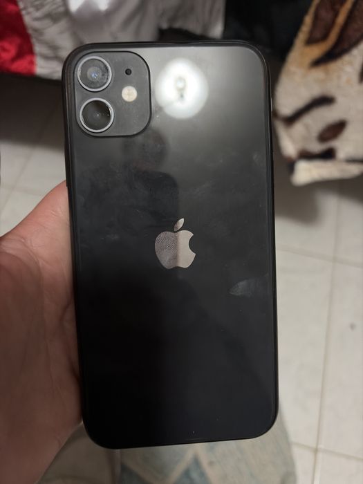 Iphone 11 em bom estado
