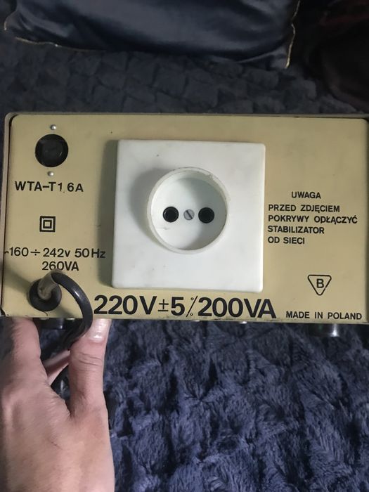 UNITRA Stabilizator Napiecia SM200/2