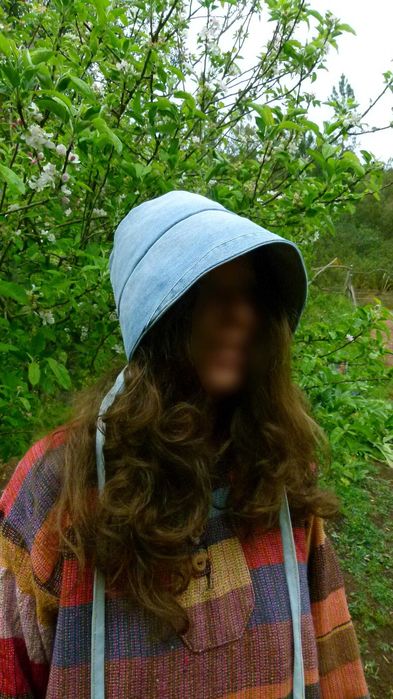 chapéu de sol artesanal em ganga (Handmade denim sun bonnet)
