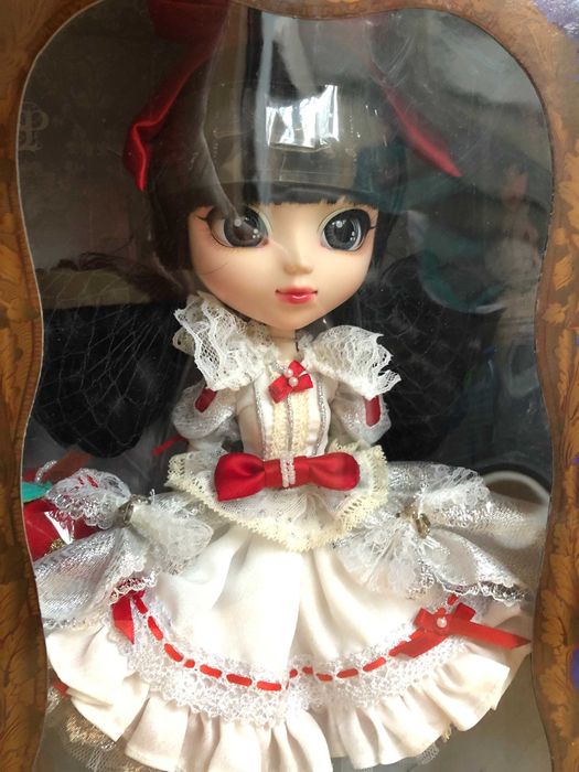 Pullip Snow White