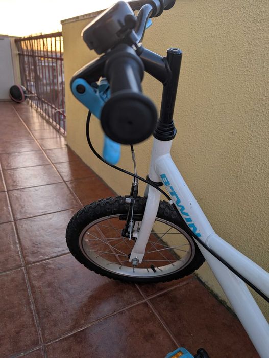 Bicicleta b-twin criança 16"