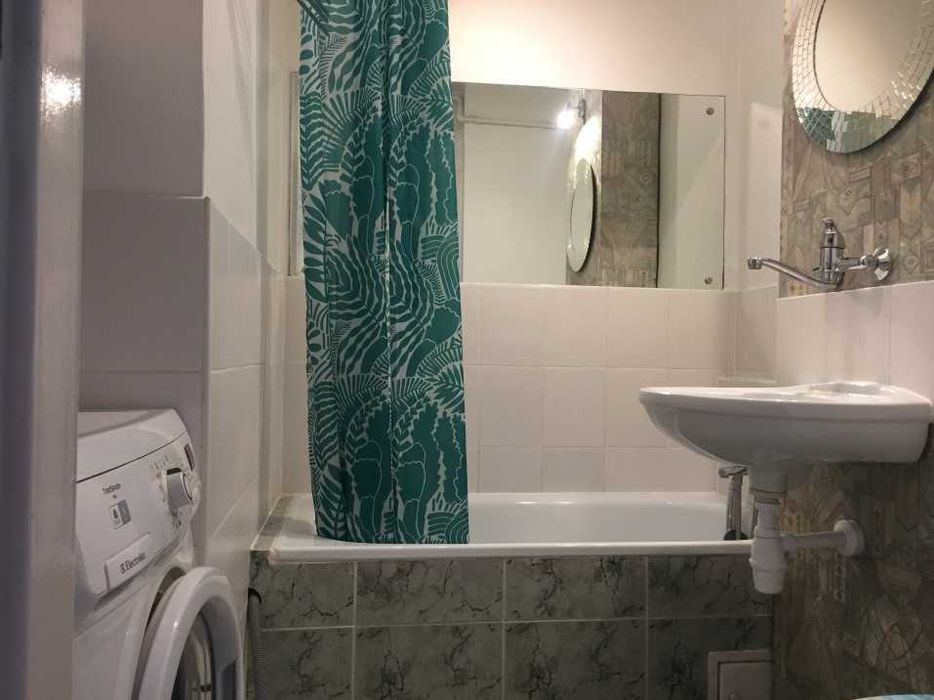 Studio z aneksem 30 m², widok na Ogród Saski, Starówkę, Stadion Narodowy itp. ŚCISŁE CENTRUM. Metro linie I i II - Widok 5
