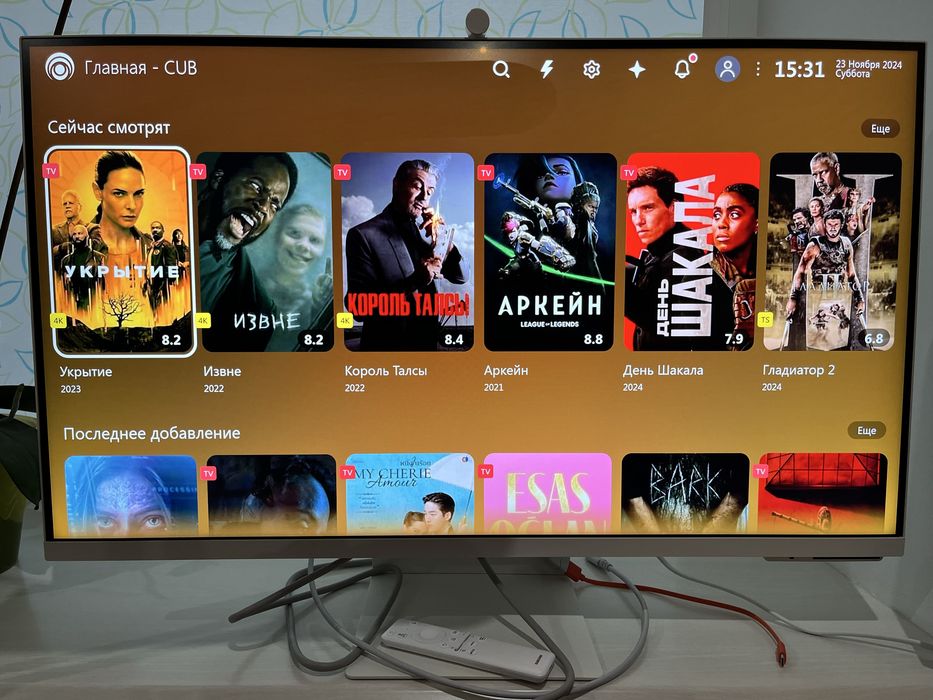 4k монітор Samsung Smart Monitor M8 2024