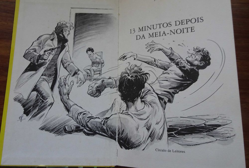13 Minutos Depois da Meia-Noite de Jo Pestum