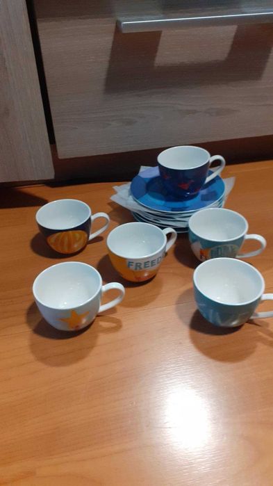 Conjunto pires e chavenas café Gato Preto NOvo