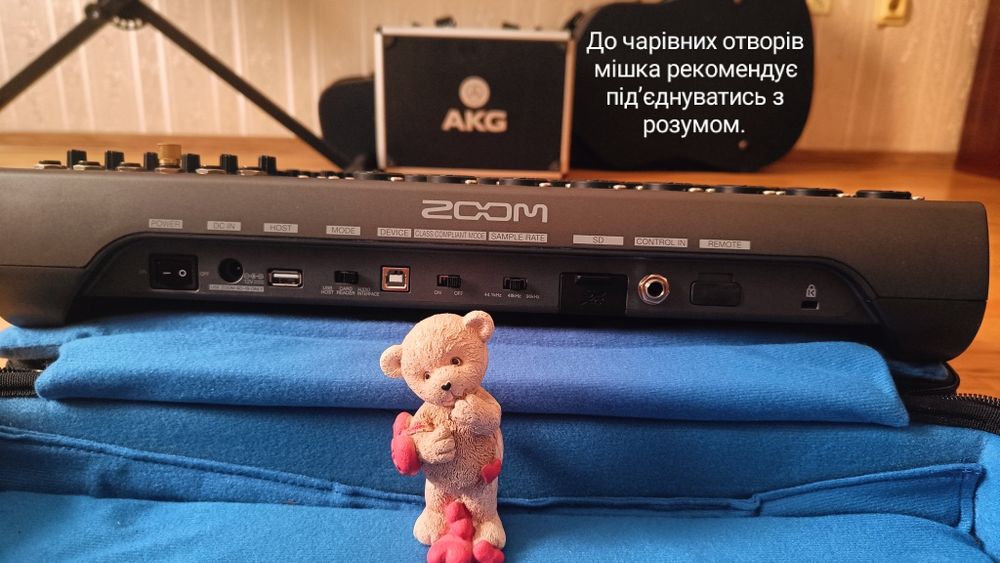Мікшер / аудіоінтерфейс / рекордер Zoom Livetrak L-20 + сумка