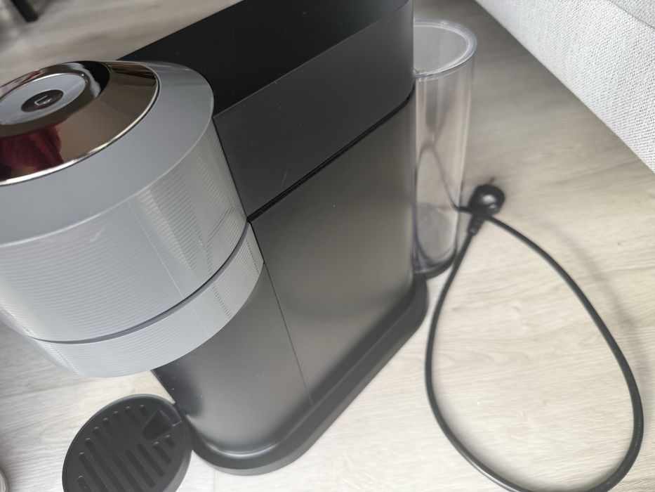 Maquina de Café Nespresso Vertuo