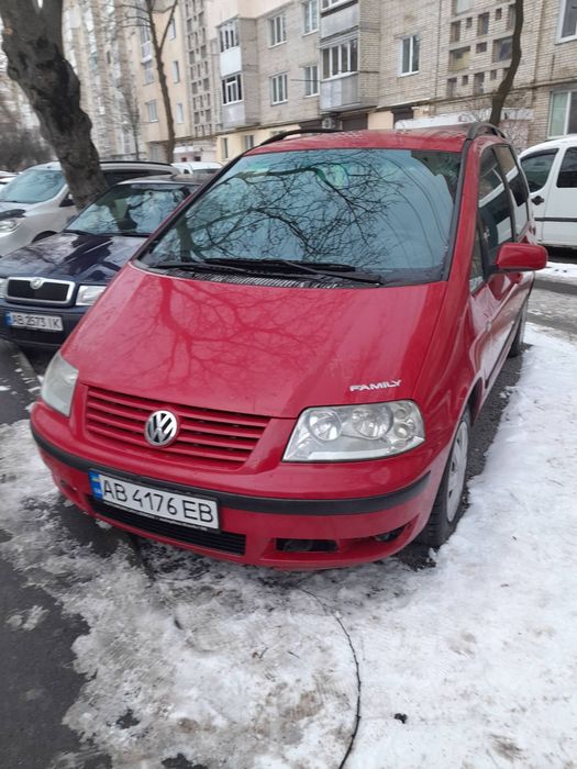 Тільки продаж Sharan