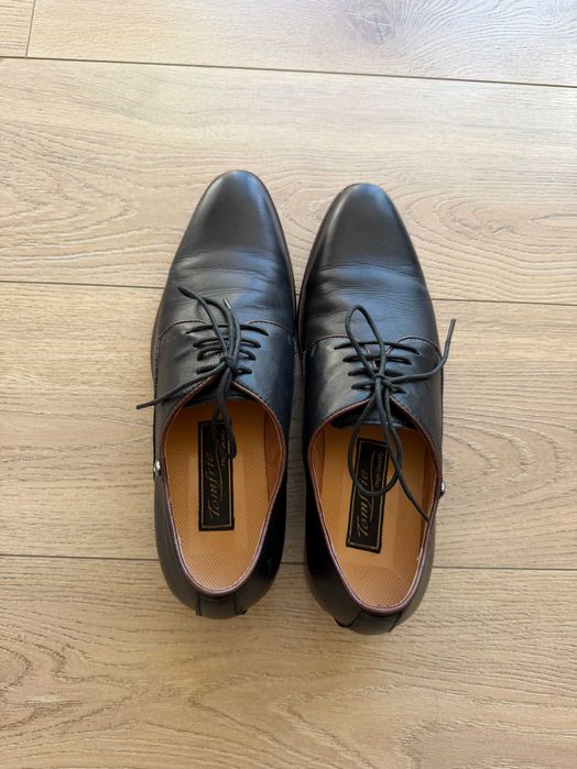 Męskie skórzane buty wizytowe rozm. 39 (26 cm)