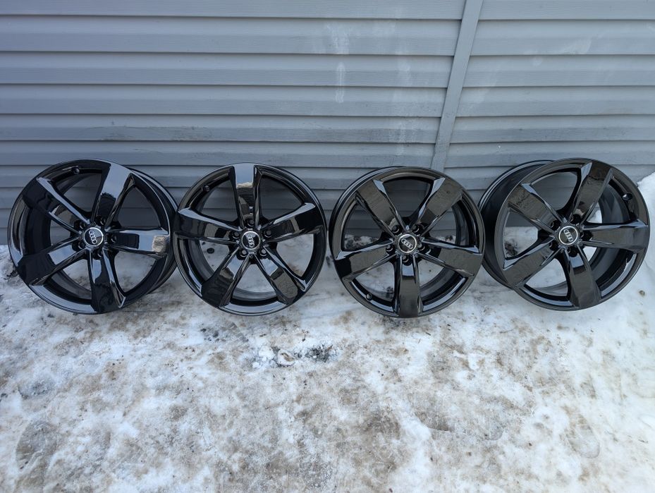 Комплект титанових дисків Audi 5/112 R18 5*112 18 ET 39