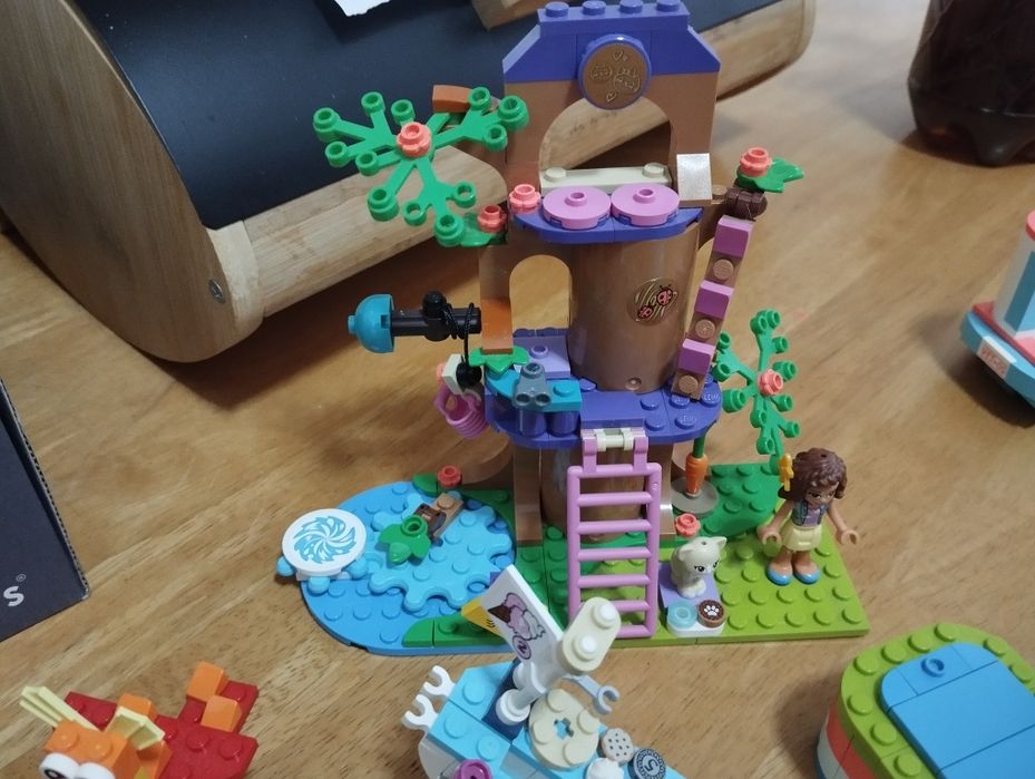 Vários Lego friends