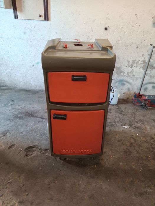 Movel de computador auto