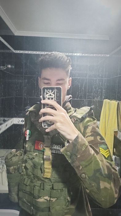 Arma e Equipamento de Airsoft