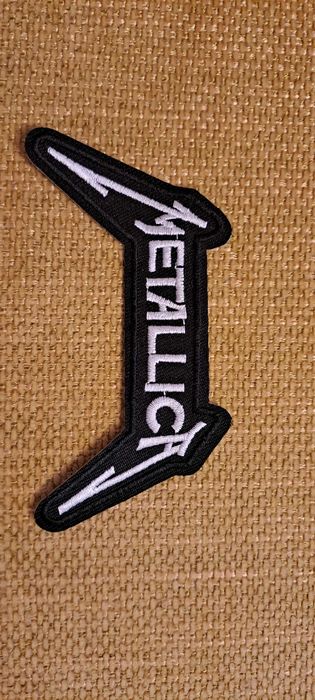 Metallica naszywka haftowana termoprzylepna