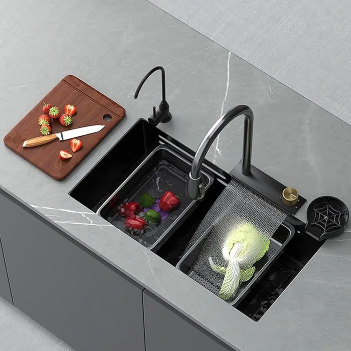 Inteligentny zlewozmywak zlewozmywak wodospad