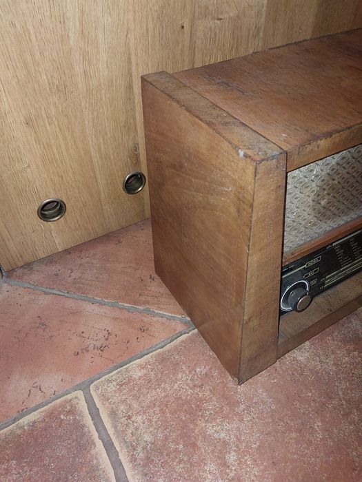 Stare radio lampowe Czardasz Diora