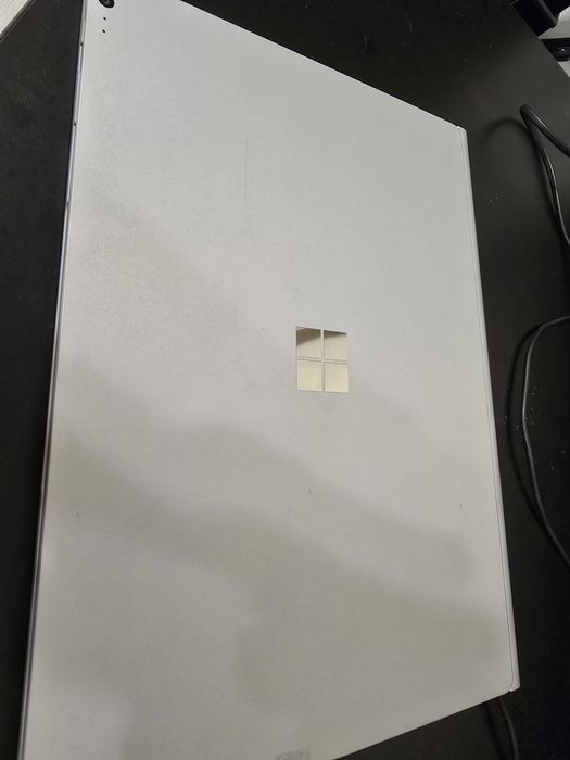 Microsoft Surface Book i7 16GB RAM 512GB SSD NVidia