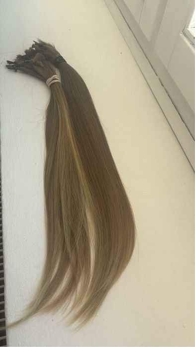 Naruralne, dziewicze, wlosy blond